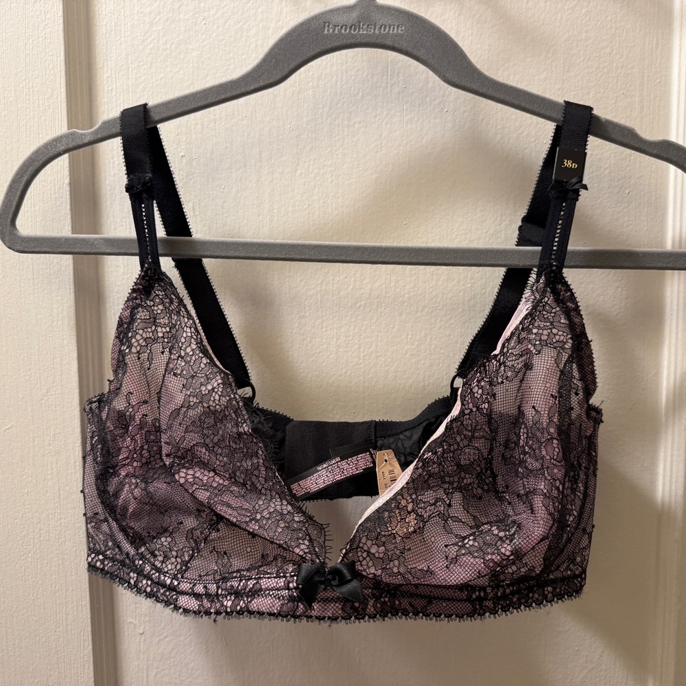 Victoria's Secret Black and Pink Lace Bra